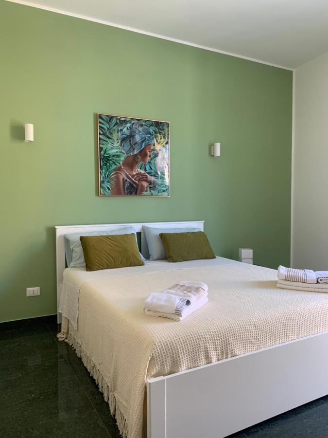 I Venti Hotell Brucoli Exteriör bild