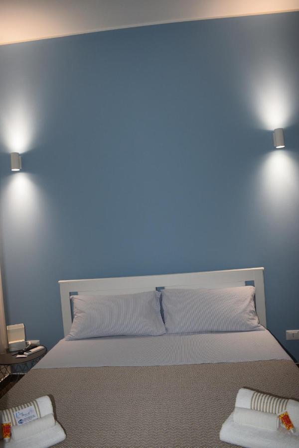 I Venti Hotell Brucoli Exteriör bild