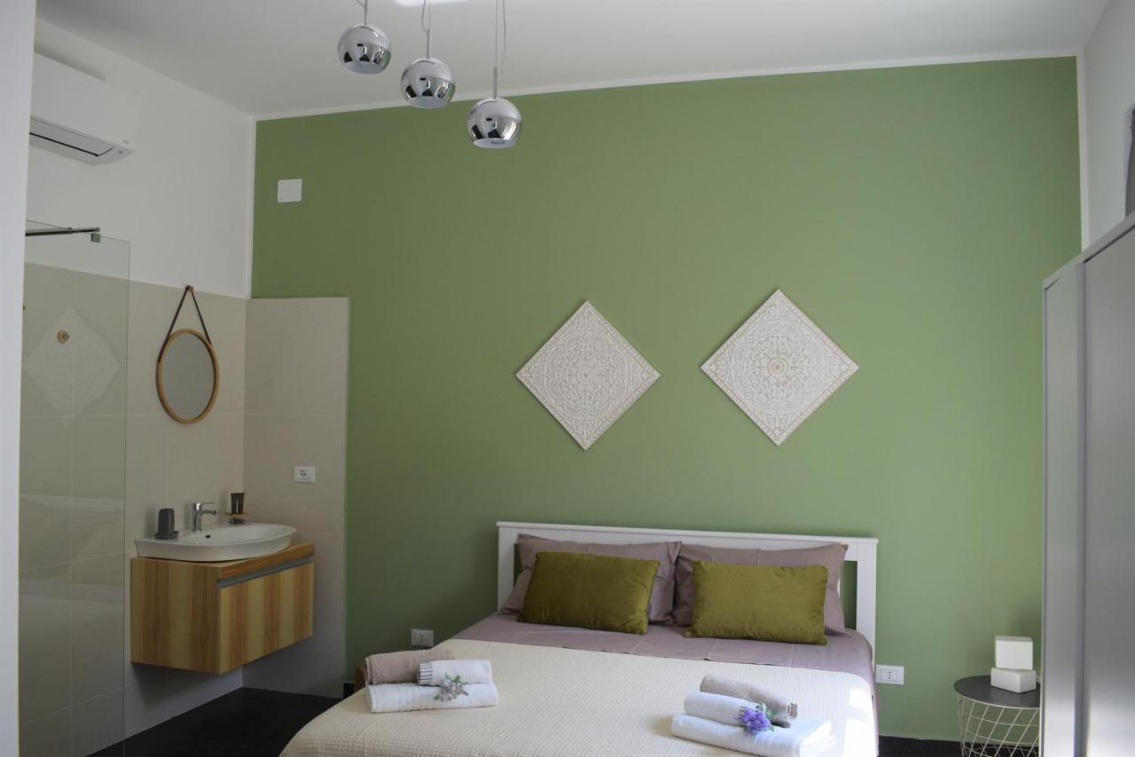 I Venti Hotell Brucoli Exteriör bild